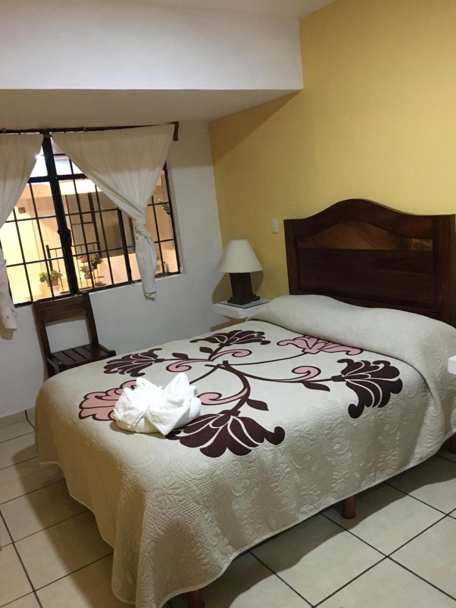 Hotel Posada Camelinas Pátzcuaro Eksteriør bilde