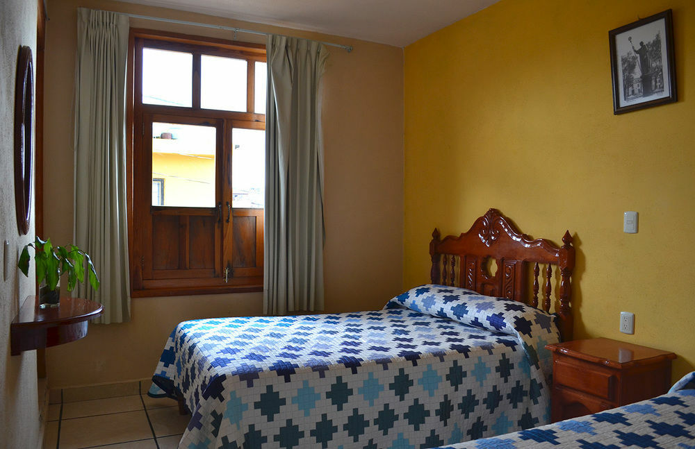 Hotel Posada Camelinas Pátzcuaro Eksteriør bilde