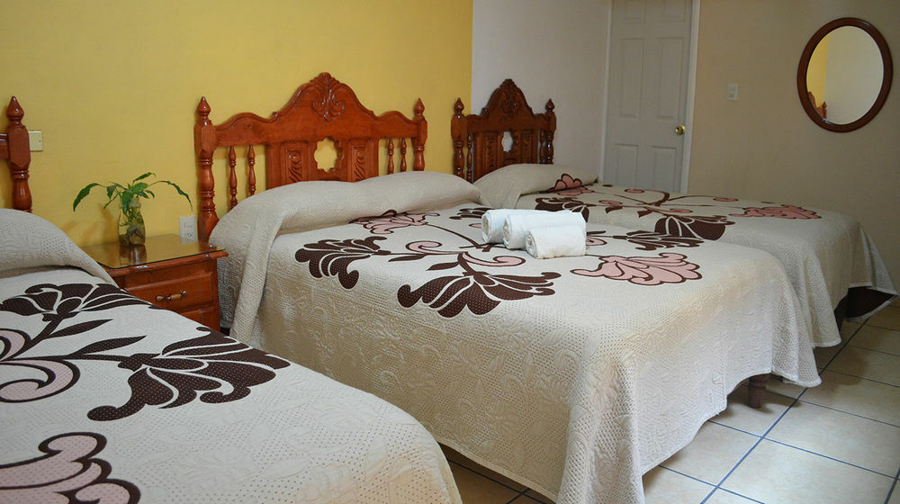 Hotel Posada Camelinas Pátzcuaro Eksteriør bilde
